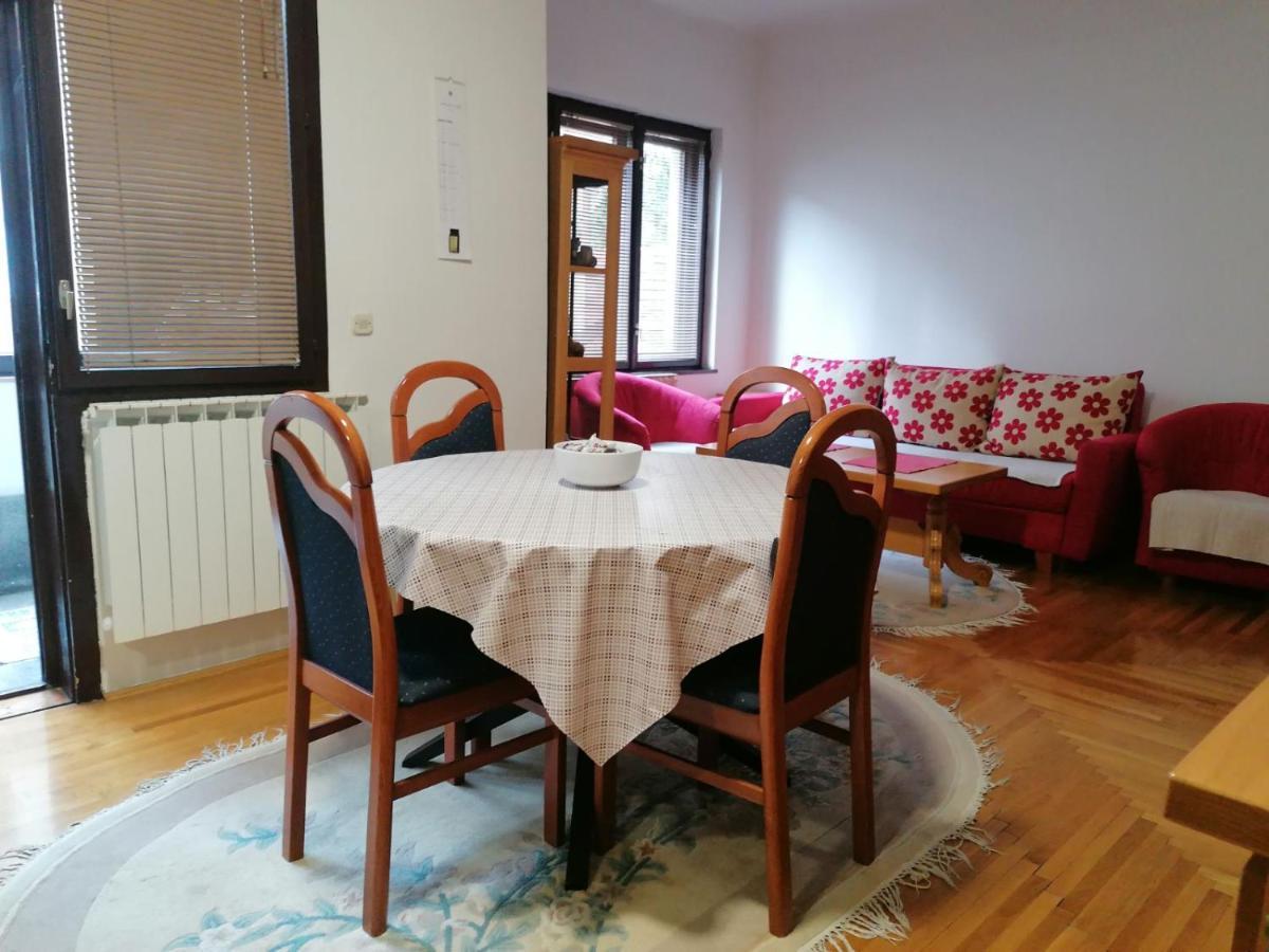 Apartament Stan *